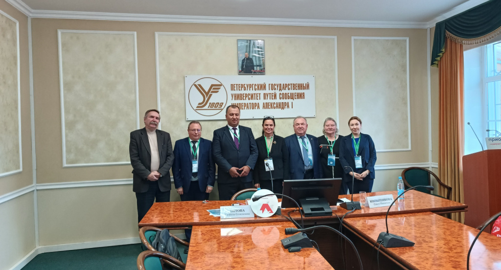 Представители вузов.jpg Представители вузов.jpg